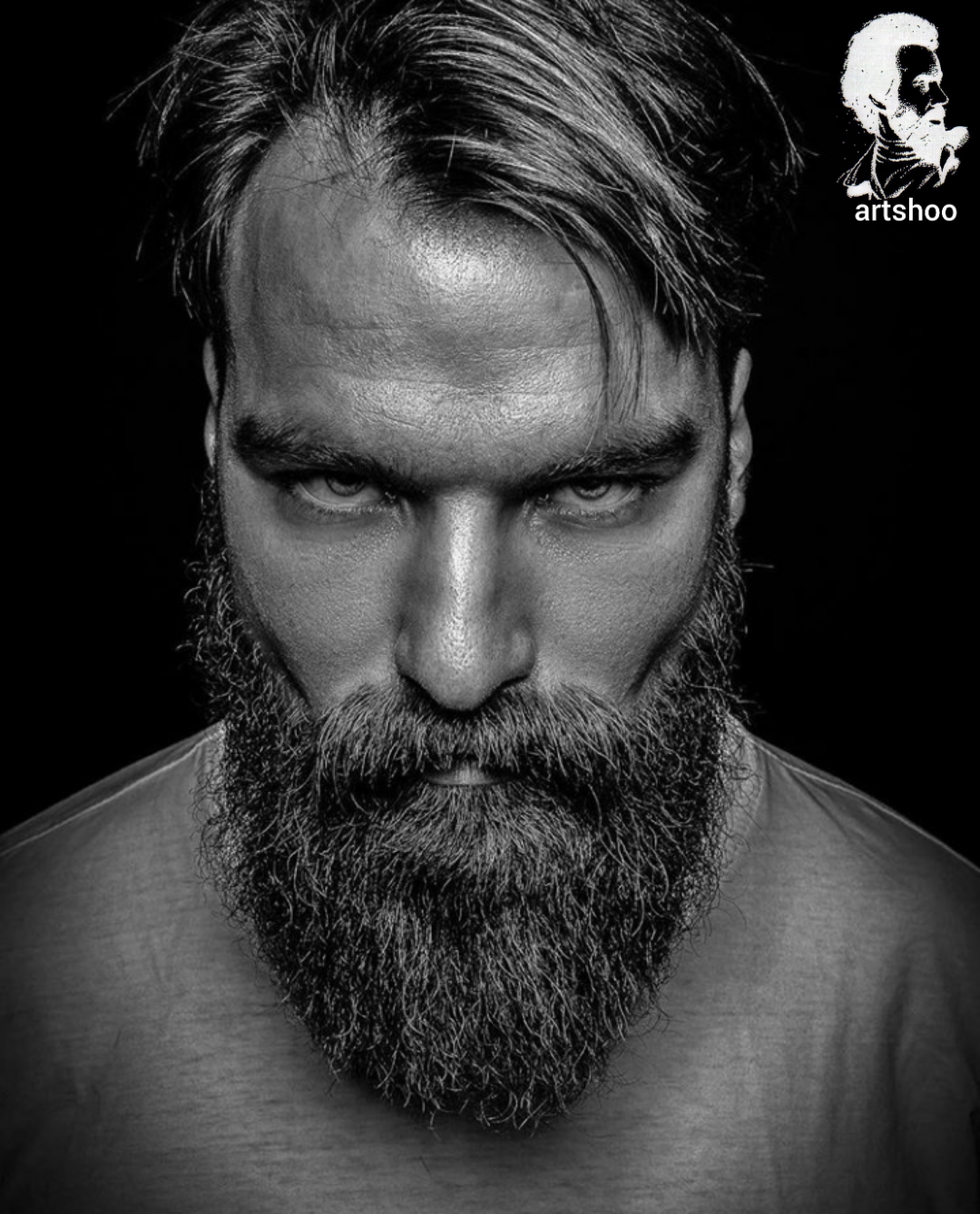 مدل پرتره سیاه قلم